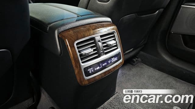 Kia The K9 2020 — Photo 18/36