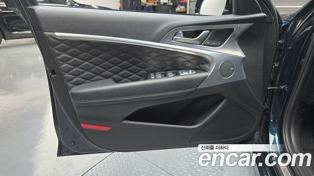 Genesis G70 2021 — ფოტო 7/33