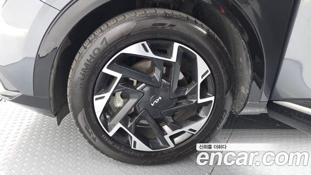 Kia Sportage 2021 — ფოტო 5/20