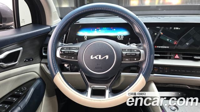Kia Sportage 2021 — ფოტო 13/20