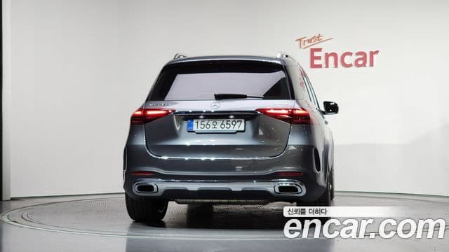 Mercedes-Benz GLE-Class 2025 — Фото 4/20