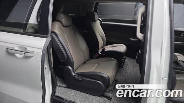 Kia Carnival 2025 — ფოტო 12/20