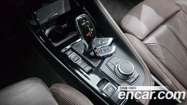 BMW X2 2023 — ფოტო 8/20