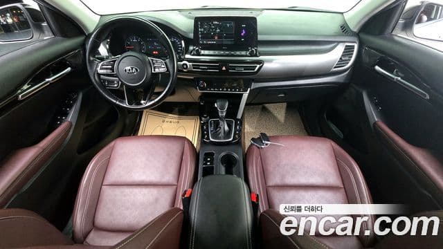 Kia Seltos 2020 — Şəkil 11/20