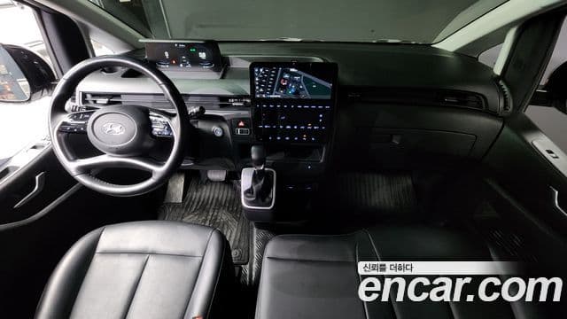 Hyundai Staria 2022 — ფოტო 7/20