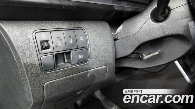 Hyundai Staria 2022 — ფოტო 16/20