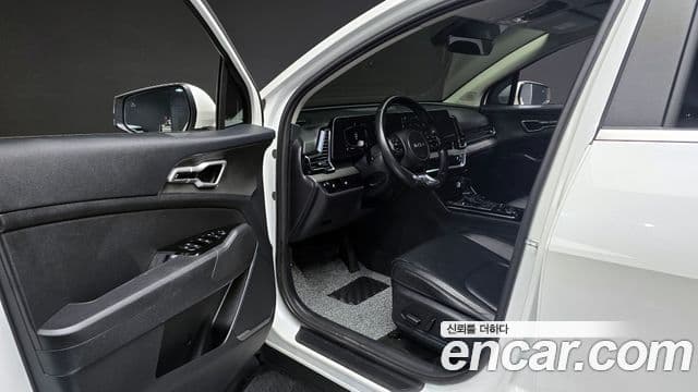 Kia Sportage 2022 — фото 10 из 20