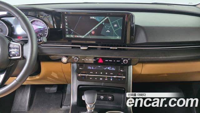 Kia Carnival 2021 — Şəkil 14/20