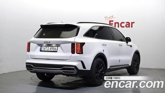 Kia Sorento 2022 — ფოტო 2/20