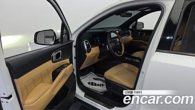 Kia Sorento 2022 — ფოტო 10/20