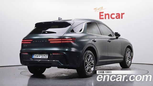 Genesis GV70 2023 — Şəkil 2/20