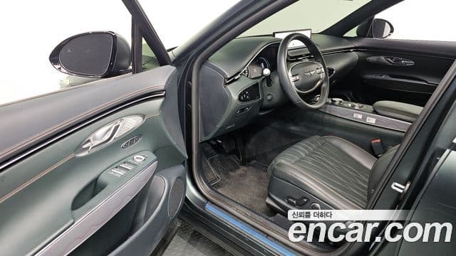 Genesis GV70 2023 — Şəkil 10/20