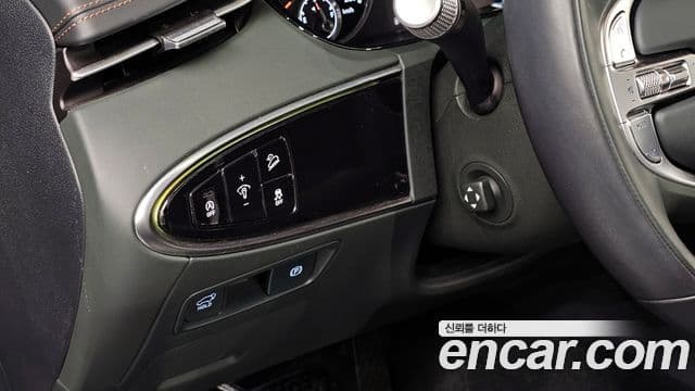 Genesis GV70 2023 — Şəkil 16/20