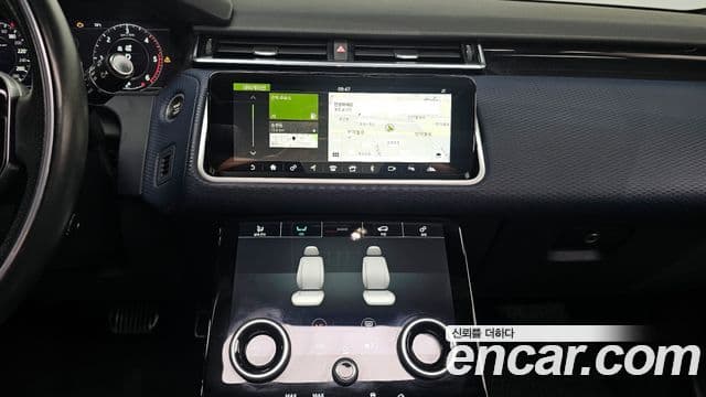Land Rover Range Rover Velar 2018 — ფოტო 1/20