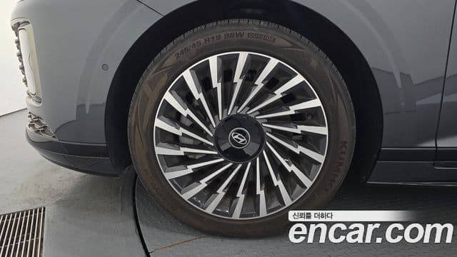 Hyundai Grandeur 2023 — Şəkil 5/20