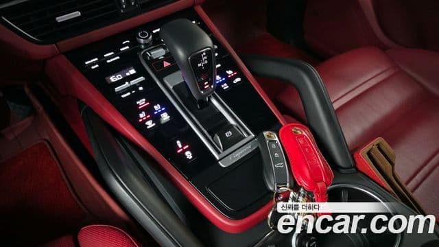 Porsche Cayenne 2023 — Şəkil 9/20