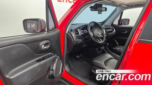 Jeep Renegade 2020 — ფოტო 20/37