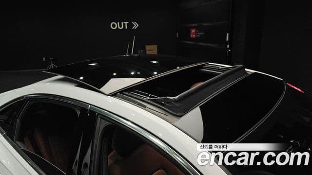 Audi A6 2023 — Photo 2/20