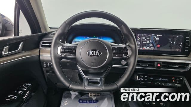 Kia K5 2020 — Фото 15/20