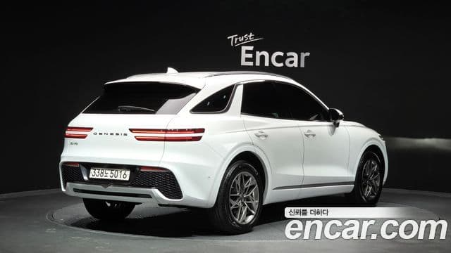 Genesis GV70 2021 — Şəkil 2/20