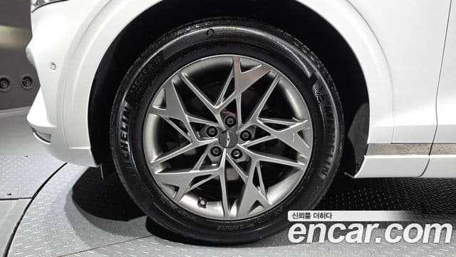 Genesis GV70 2021 — Şəkil 5/20