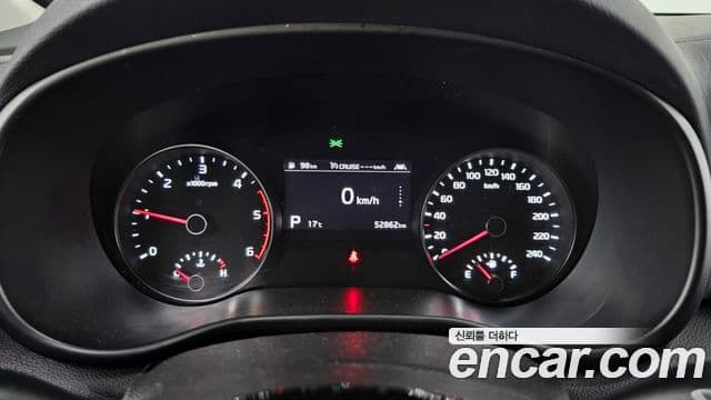 Kia Sportage The Bold 2021 — ფოტო 8/20