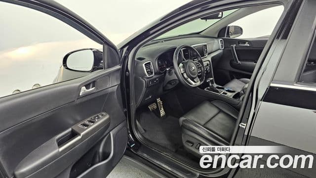 Kia Sportage The Bold 2021 — ფოტო 10/20
