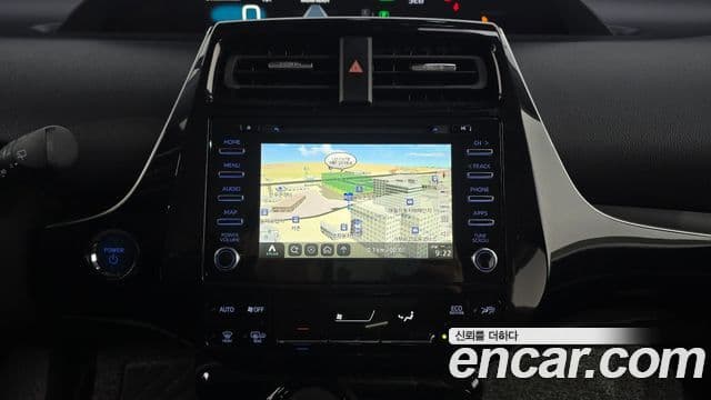 Toyota Prius 2020 — Şəkil 14/20