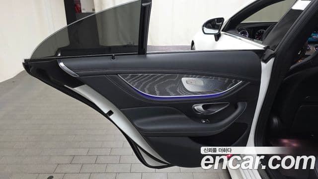 Mercedes-Benz CLS-Class 2022 — Photo 2/34