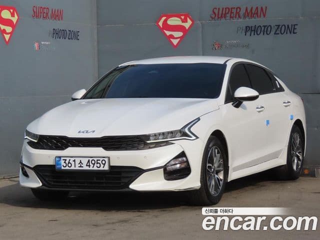 Kia K5 2022 — Şəkil 9/20