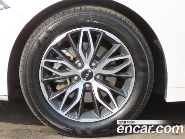 Kia K5 2022 — Şəkil 20/20