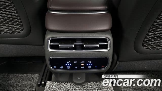 Genesis GV70 2024 — Şəkil 19/20