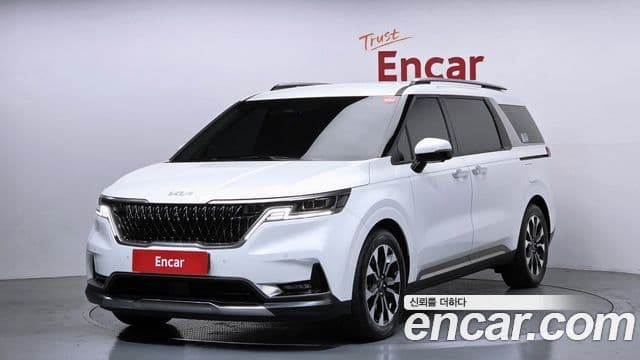 Kia Carnival 2021 — ფოტო 1/20
