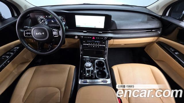 Kia Carnival 2021 — ფოტო 7/20