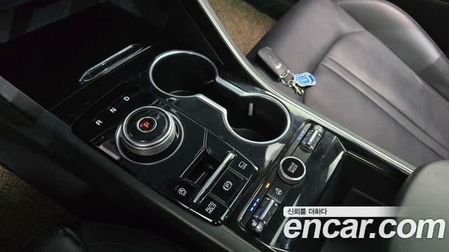 Kia K5 2020 — Şəkil 9/20