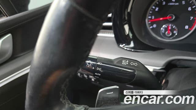 Kia K5 2020 — фото 18 из 20