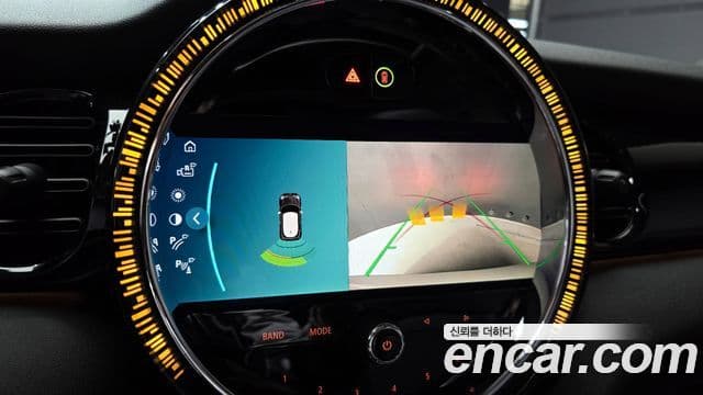 Mini Cooper S 2021 — фото 14 из 20