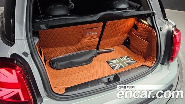 Mini Cooper S 2021 — фото 20 из 20