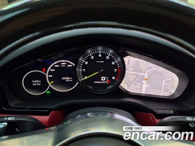 Porsche Cayenne 2020 — Şəkil 7/20