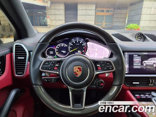 Porsche Cayenne 2020 — Şəkil 11/20