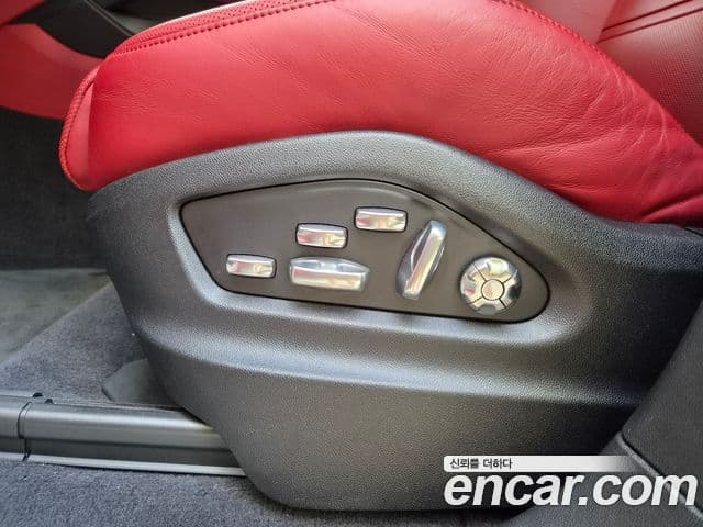 Porsche Cayenne 2020 — Şəkil 12/20