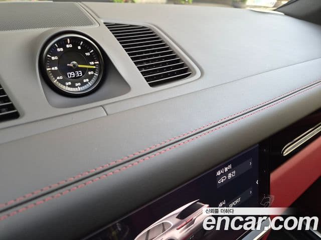 Porsche Cayenne 2020 — Şəkil 17/20