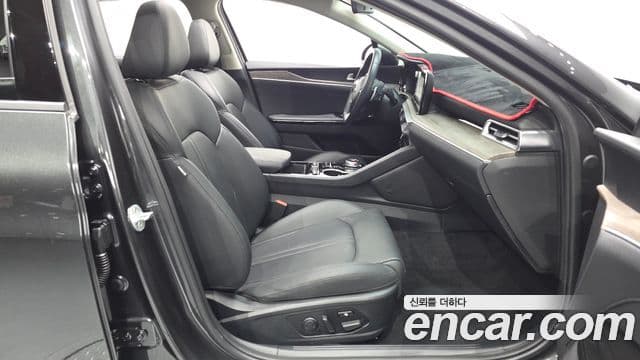 Kia K5 2020 — Şəkil 10/20