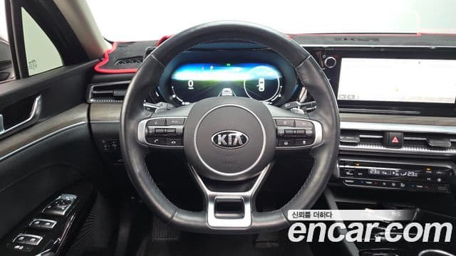 Kia K5 2020 — фото 13 из 20