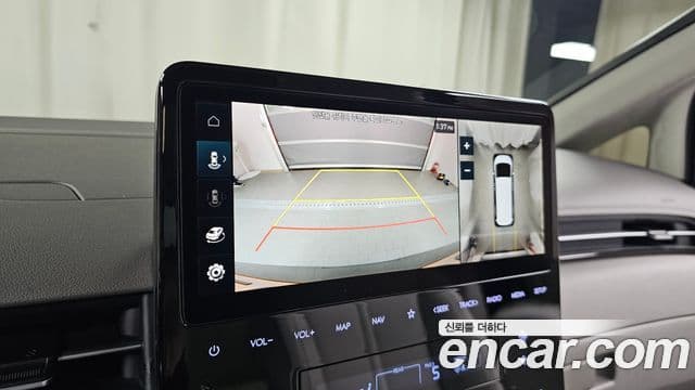 Hyundai Staria 2022 — Фото 14/20