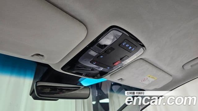 Hyundai Staria 2022 — ფოტო 34/34
