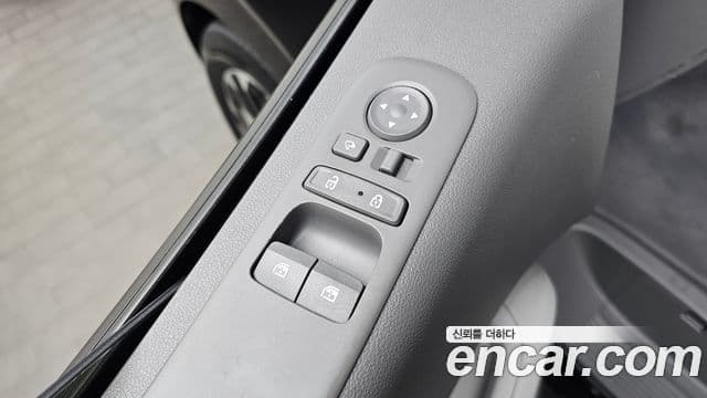 Hyundai Staria 2022 — ფოტო 32/34