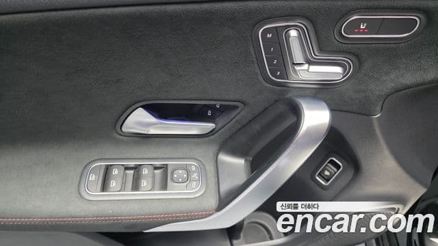 Mercedes-Benz A-Class 2020 — фото 14 из 20