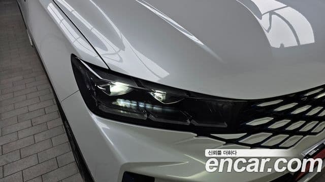Renault Samsung Grand Koleos 2025 — Photo 20/35