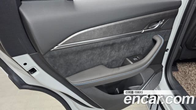 Renault Samsung Grand Koleos 2025 — Photo 15/35